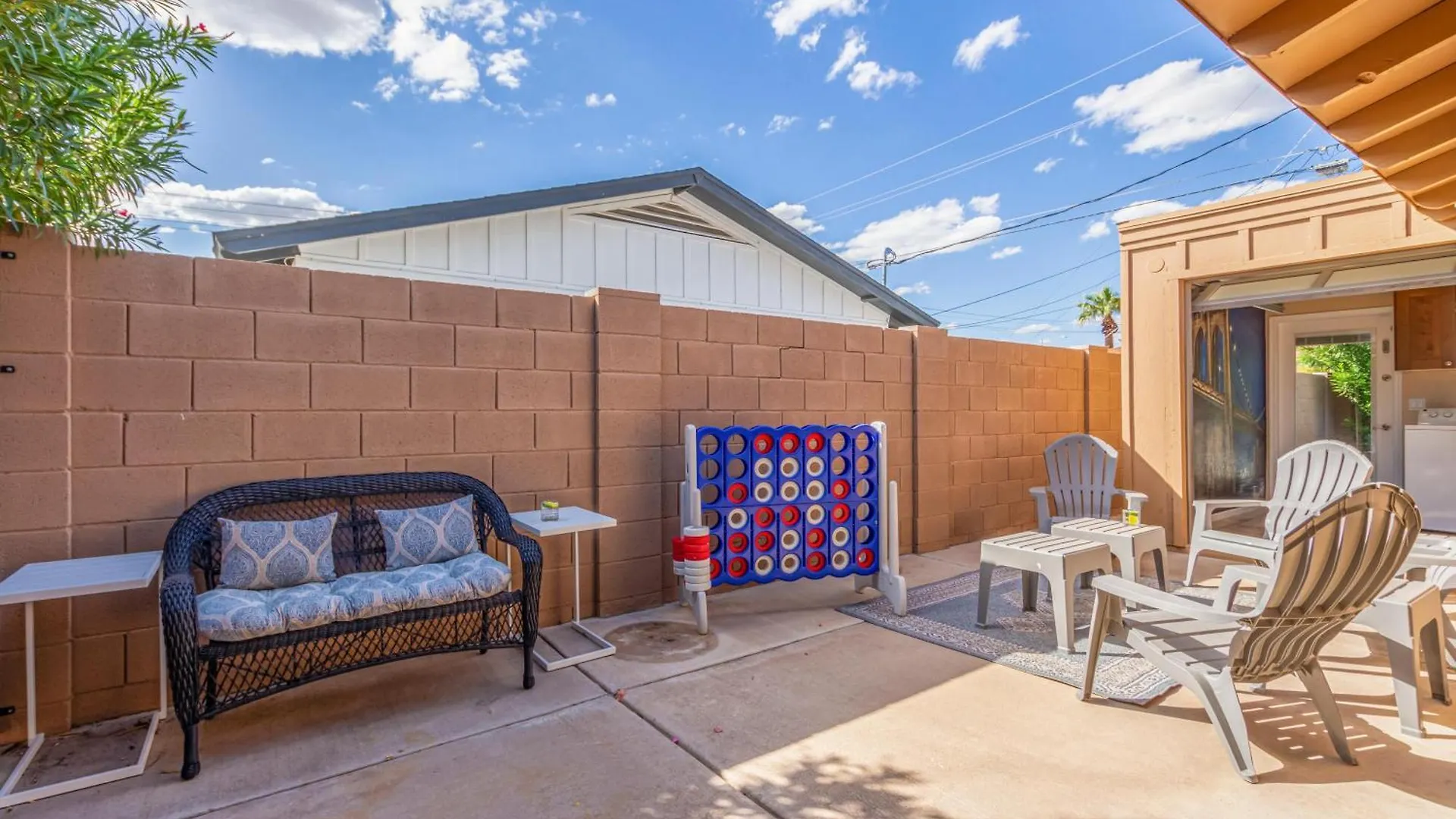 Games Galore - Old Town Scottsdale - Pool & Golf 0*,